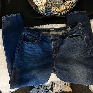 🔥Old Navy Blue Jeans! Size 14 Curvy Skinny